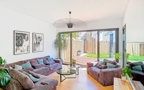 Maison à vendre    5 pièces • 156 m2 Angers