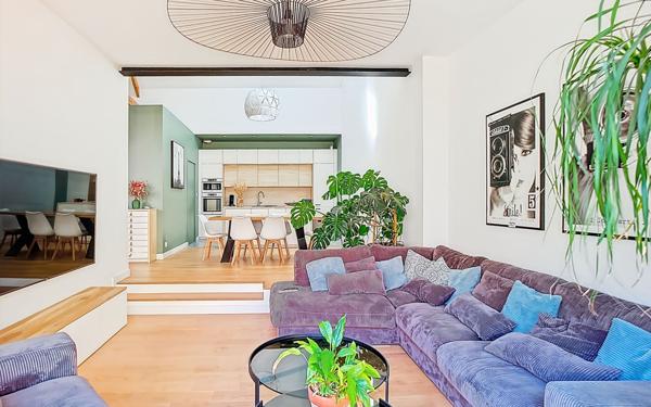 Maison à vendre    5 pièces • 156 m2 Angers