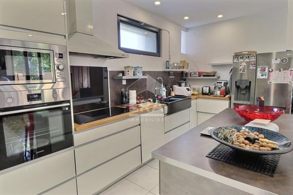 A VENDRE Mas Avignon, 7 pièces 145 m²