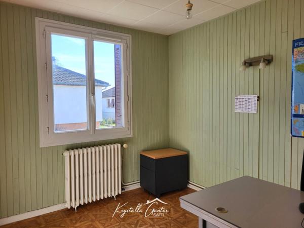 Maison idéalement située, en impasse, proche du centre de Dole et de la fôret de Chaux