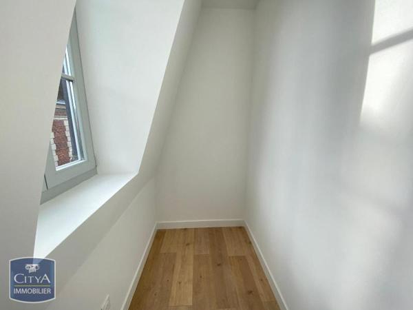 Appartement à louer 2 pièces 41.65m² Charleville-Mézières (08000)