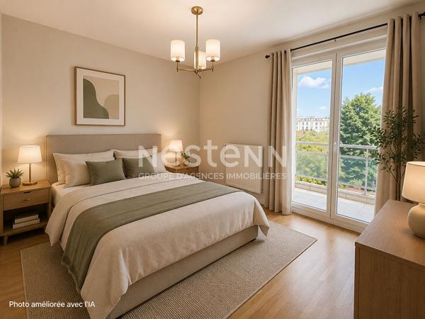 Grand Appartement T3 avec 2 chambres Traversant Terrasses Piscine - 69500 BRON