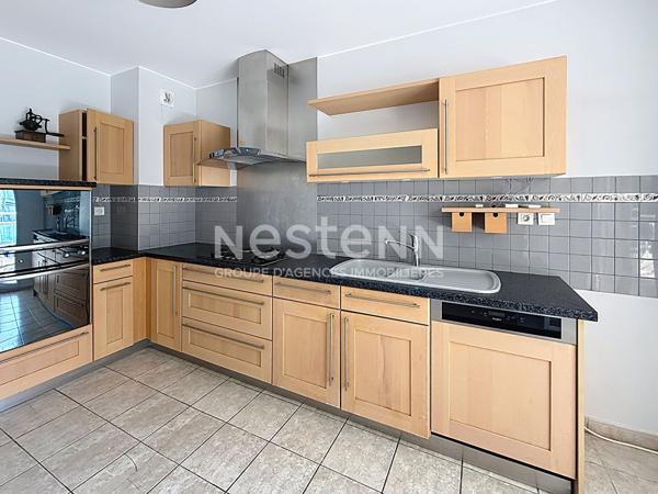 Grand Appartement T3 avec 2 chambres Traversant Terrasses Piscine - 69500 BRON