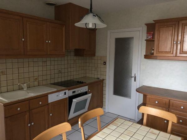 Bel Appartement lumineux avec garage dans le centre de Montfaucon En Velay SOUS OFFRE