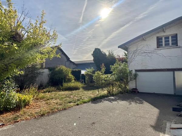 Achat - Maison Sainte-Savine 10300 11 pièces 223 m 2 949 m 2