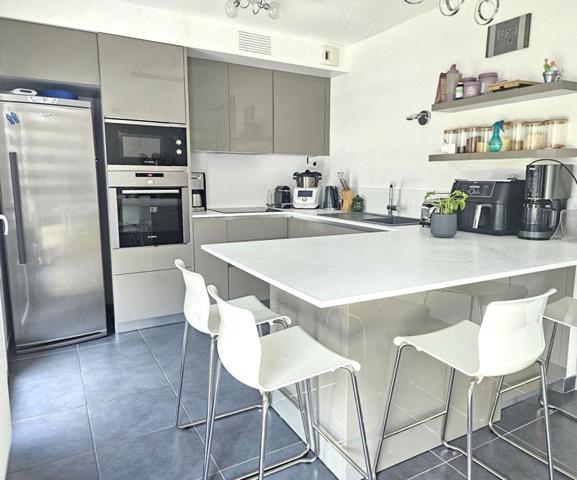 Maison Chassieu 5 pièce(s) 120 m2