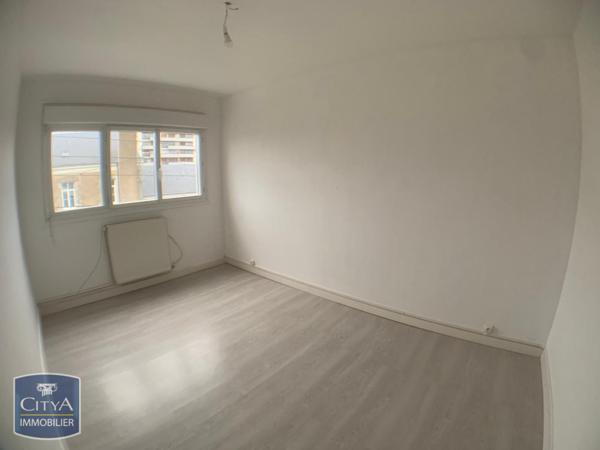 Appartement à louer 4 pièces 64.98m²