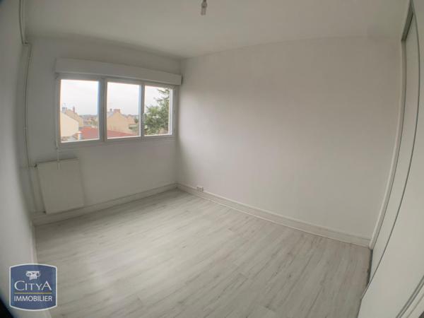 Appartement à louer 4 pièces 64.98m²