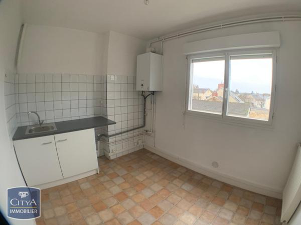 Appartement à louer 4 pièces 64.98m²