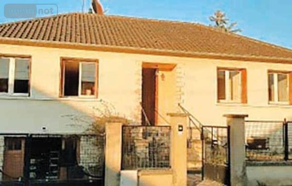 Maison à vendre à Argenton-sur-Creuse dans l'Indre (36200), ref : ASC/36/1033