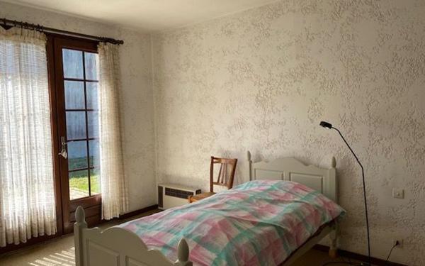 Maison à vendre    5 pièces •  Saint-Loubès