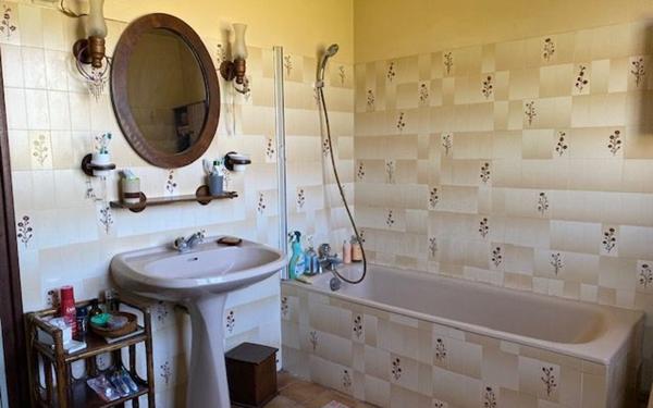 Maison à vendre    5 pièces •  Saint-Loubès