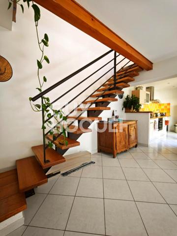 Maison de village 73 m² en duplex avec patio privatif , Mireval