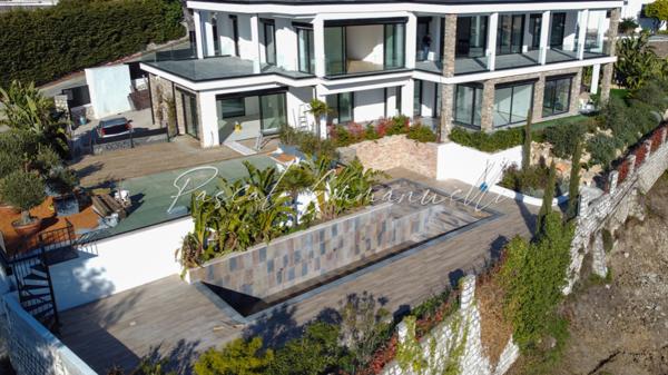 Appartement 4 pièces neuf vue mer piscine 137m2