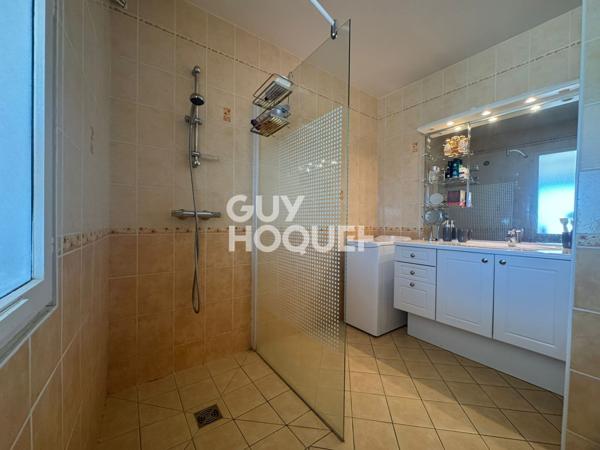 MAISON À VENDRE DE 6 PIÈCES DE 150,00 M²