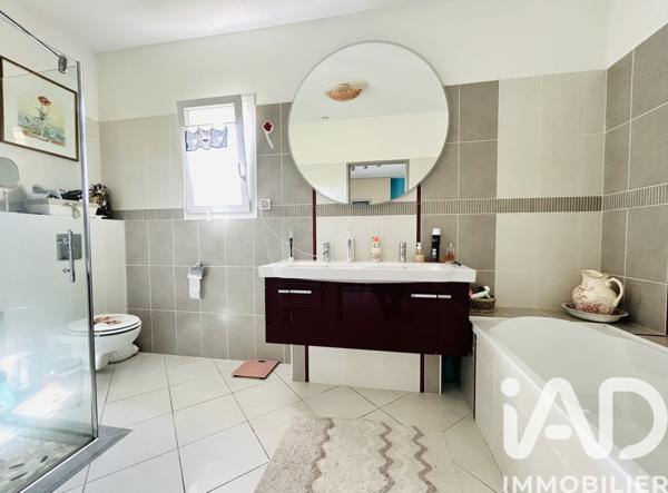 Maison à vendre 6 pièces 163 m² Châtellerault
