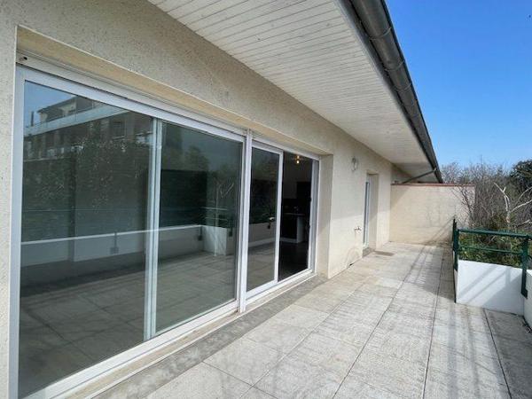 Appartement à vendre - 3 pièces - 76 m² Ramonville-Saint-Agne (31520)