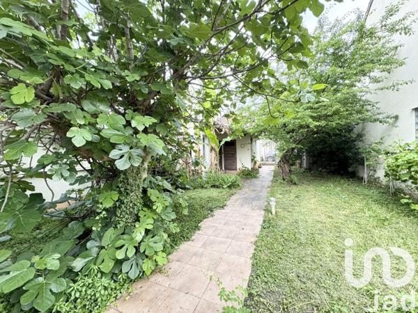 Maison 6 pièces de 140 m² à Drancy (93700)