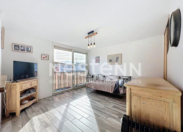 A VENDRE - MANDELIEU - APPARTEMENT - 3P - 60M² - SUD - PARKING/CAVE