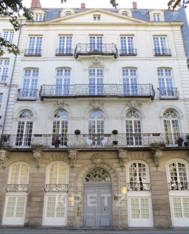 Appartement de caractère dans un hôtel historique de Nantes