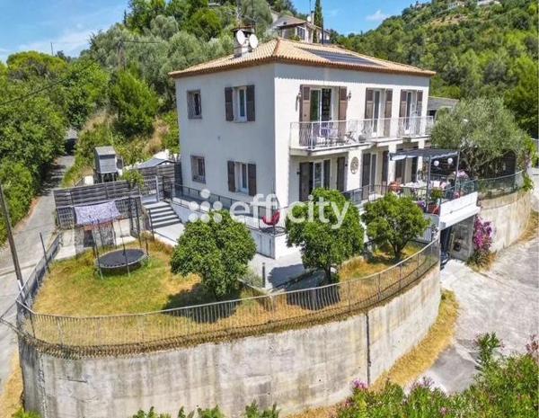 Maison 4 pièces - 114 m²