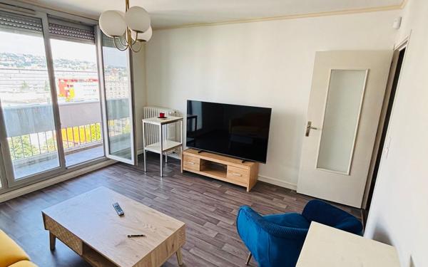 Appartement à vendre    3 pièces • 67,50 m2 Lyon 7