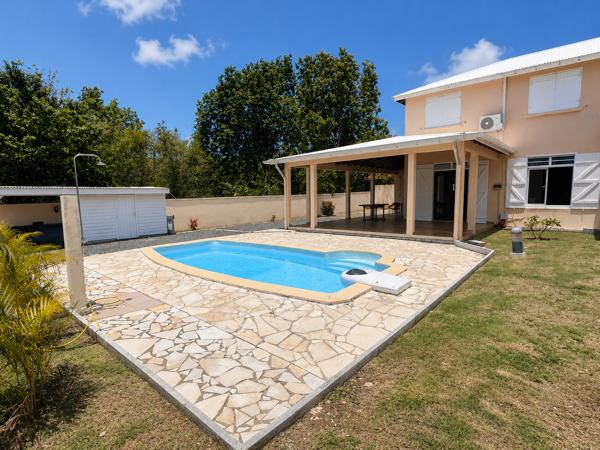 Maison au calme avec Piscine