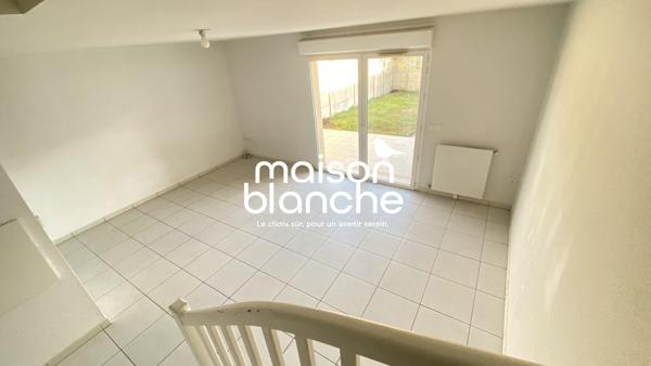 EYSINES À PROXIMITÉ DE LA RTE DE ST MÉDARD:MAISON BBC T4 AVEC JARDIN ET DEUX PARKINGS