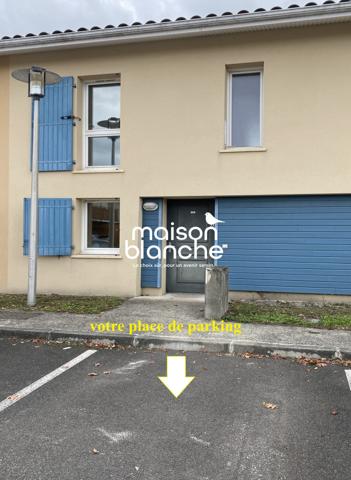 EYSINES À PROXIMITÉ DE LA RTE DE ST MÉDARD:MAISON BBC T4 AVEC JARDIN ET DEUX PARKINGS