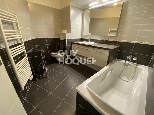 A louer T2 meublé de 45m² + Balcon + garage à Tassin La Demi Lune