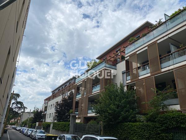 A louer T2 meublé de 45m² + Balcon + garage à Tassin La Demi Lune