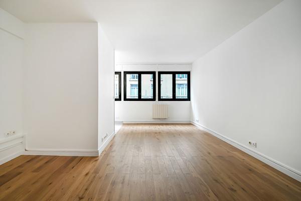 Appartement Paris - 1 pièce 33.80 m² - PARIS