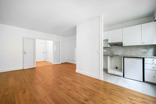 Appartement Paris - 1 pièce 33.80 m² - PARIS