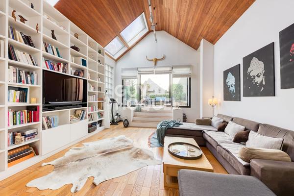 QUARTIER MUTUELLE BARBUSSE SAINT RÉMY - MAISON 4 PIÈCES 184 M² - TERRASSE 26,03 M²