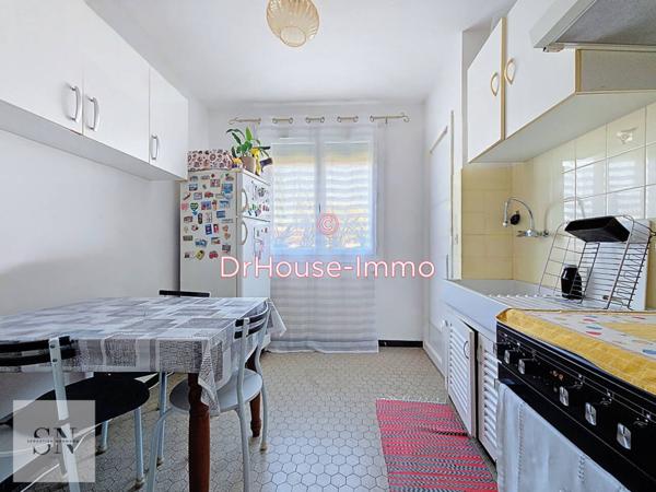 Immeuble à vendre 6 pièces de 104 m²
