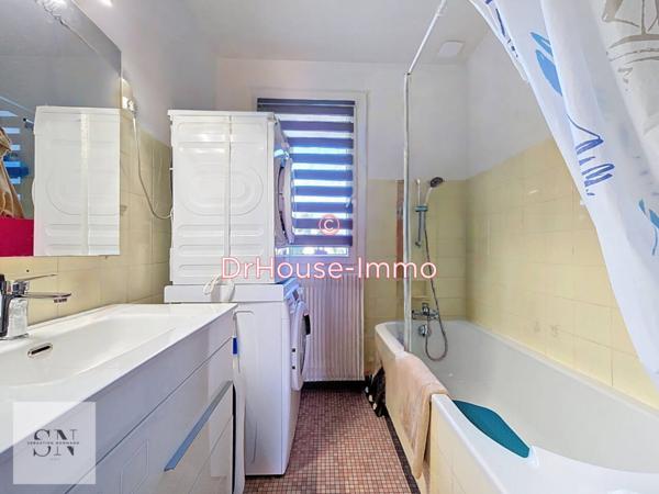 Immeuble à vendre 6 pièces de 104 m²