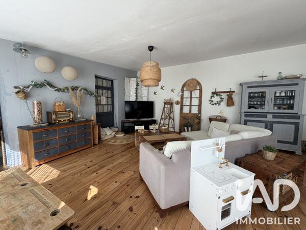 Maison à vendre 5 pièces 156,31 m² Montlouis-sur-Loire