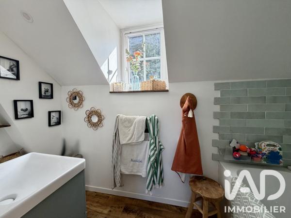 Maison à vendre 5 pièces 156,31 m² Montlouis-sur-Loire