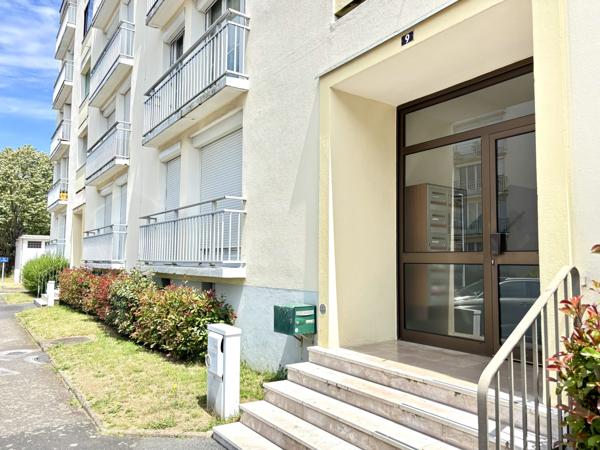 Appartement de type 3 lumineux avec balcon.