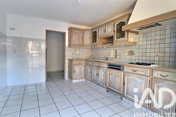 Maison à vendre 5 pièces 146 m² Marseille 13