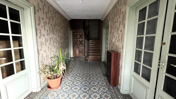 Maison 10 pièces - 290 m²