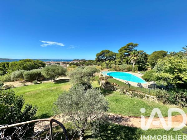 Maison à vendre 10 pièces 308 m² Sanary-sur-Mer