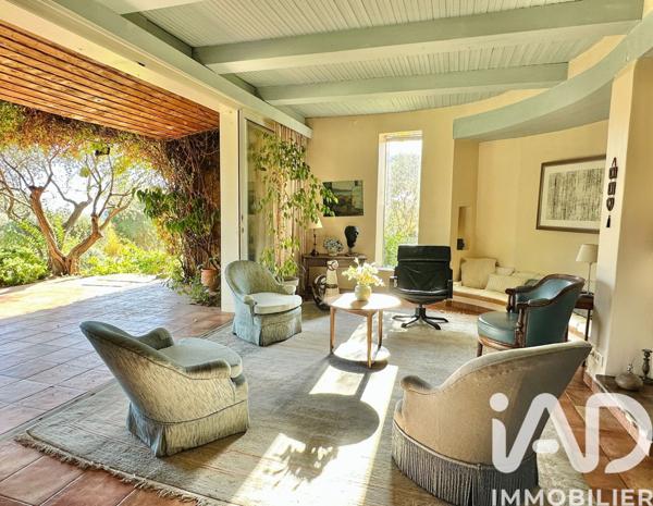 Maison à vendre 10 pièces 308 m² Sanary-sur-Mer