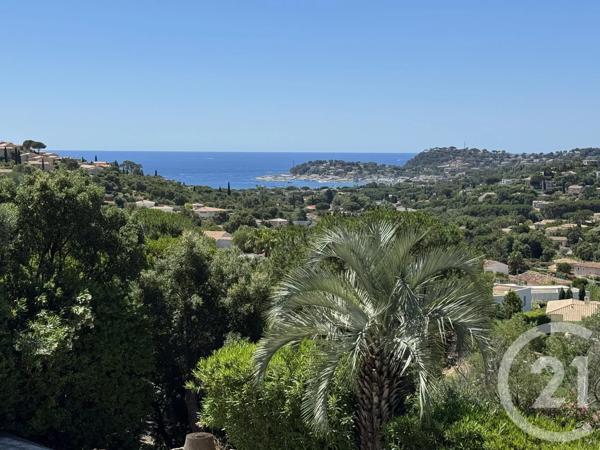 Maison à vendre  6 pièces - 175 m 2   CAVALAIRE SUR MER  - 83