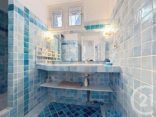 Maison à vendre  6 pièces - 175 m 2   CAVALAIRE SUR MER  - 83