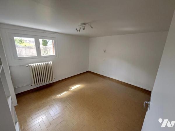 MONTANAY (69250) maison traditionnelle 5 pièces 92m² terrain