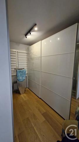 Maison à vendre  6 pièces - 143 m 2   SIX FOURS LES PLAGES  - 83