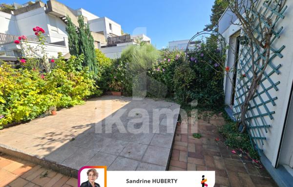 Villepinte, appartement comme une maison avec terrasse et accès privé