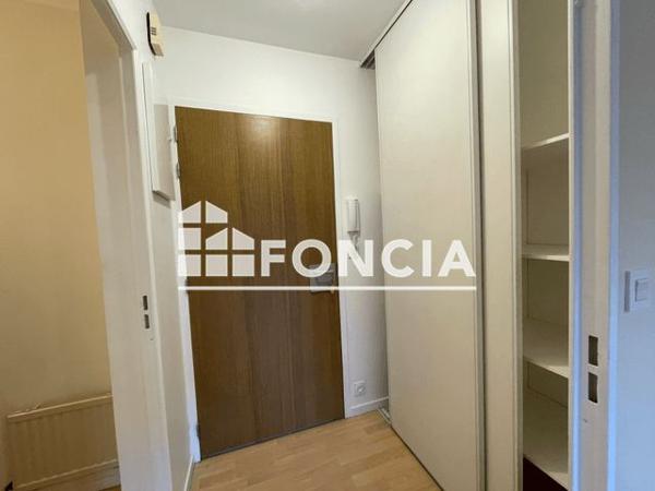 Location Studio 25.67 m² - 24 RUE DE LORGERIL Rennes 35000