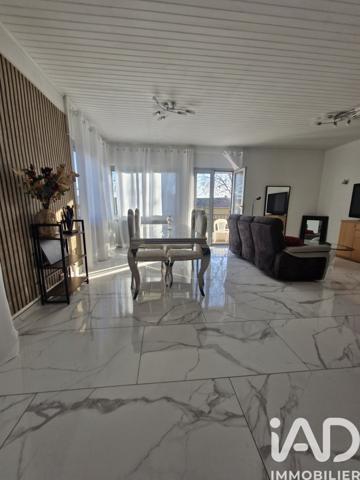 Maison à vendre 6 pièces 230 m² Vias